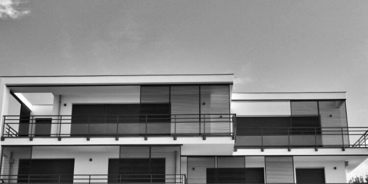 Ravni krovovi: Jesu li danas sigurni od prokišnjavanja (novi materijali)?